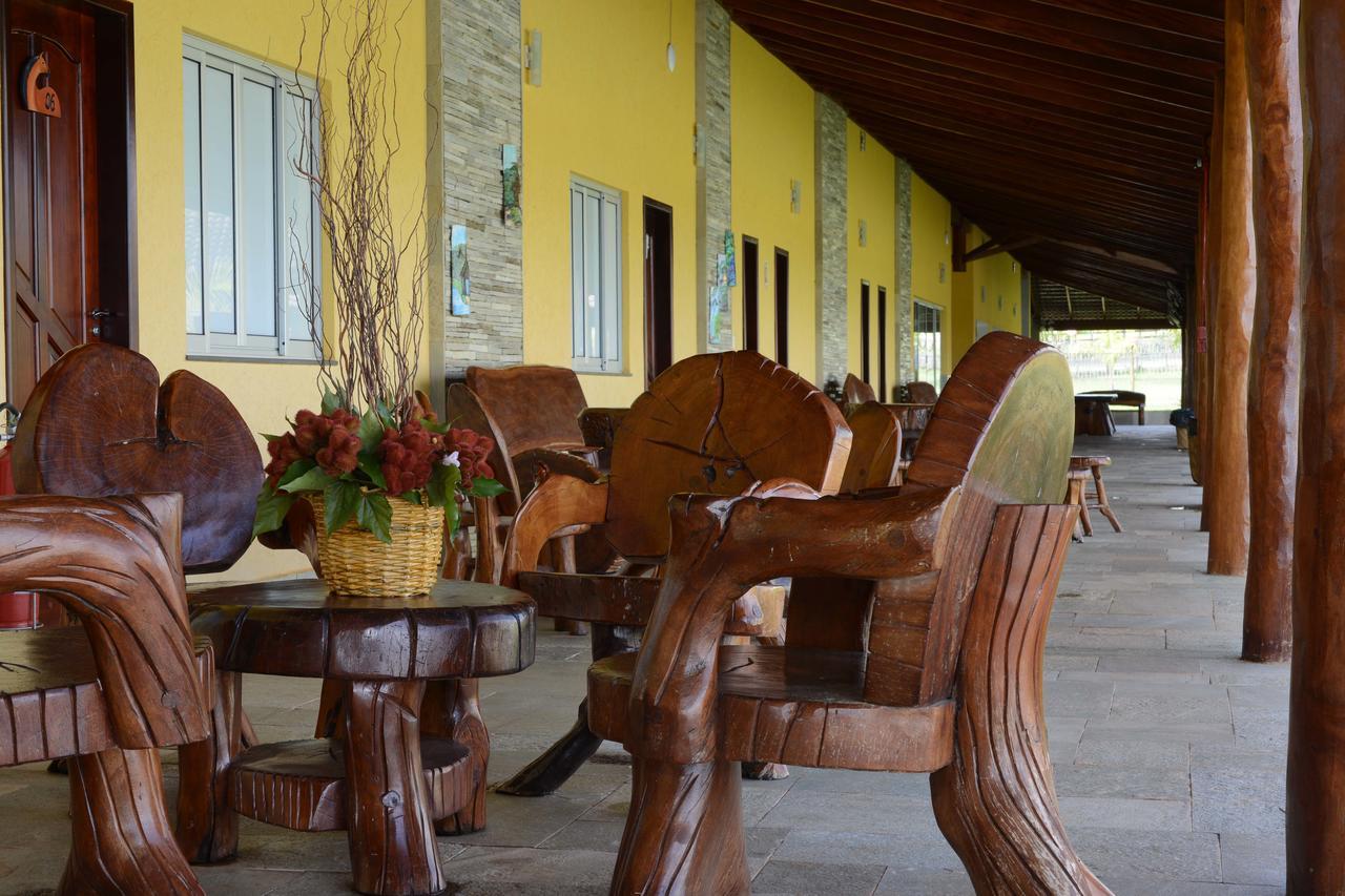 Pousada Haras Santa Rita Poconé Exteriör bild